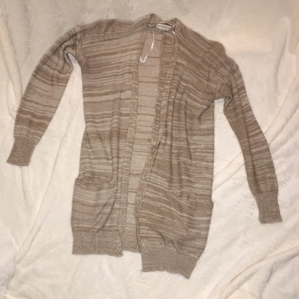 Sand colored Cardigan with Pockets